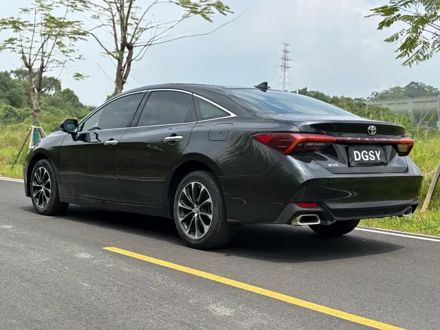 Toyota Avalon — Фото автомобиля 22