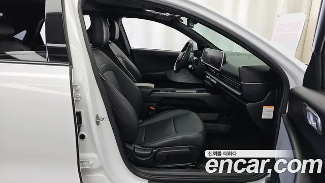 Hyundai Ioniq 6 — Фото автомобиля 17
