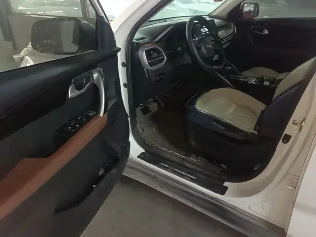Kia Sportage — Фото автомобиля 15