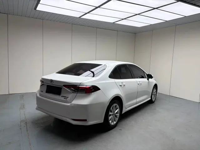 Toyota Corolla — Фото автомобиля 6