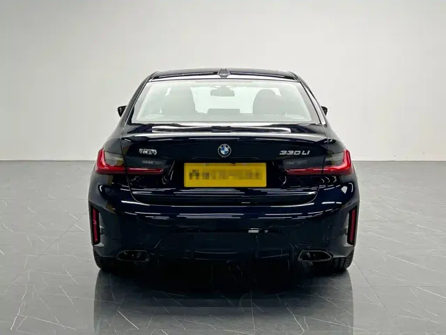 BMW 3 Series — Фото автомобиля 5