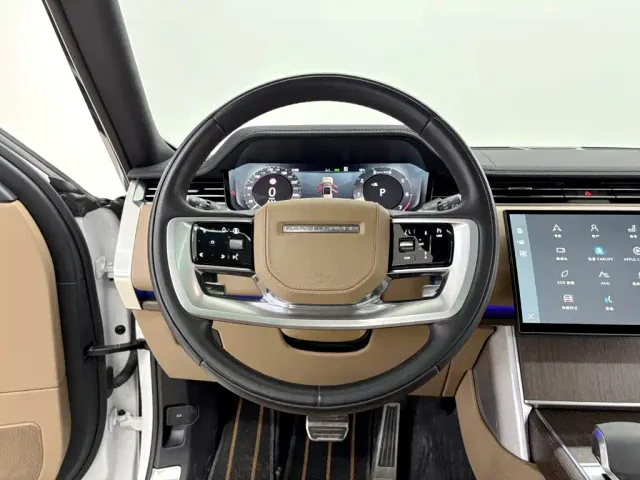 Land Rover Range Rover — Фото автомобиля 15