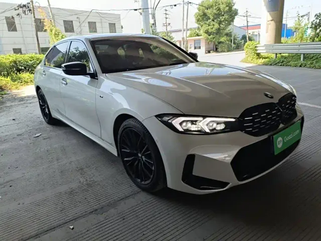 BMW 3 Series — Фото автомобиля 3