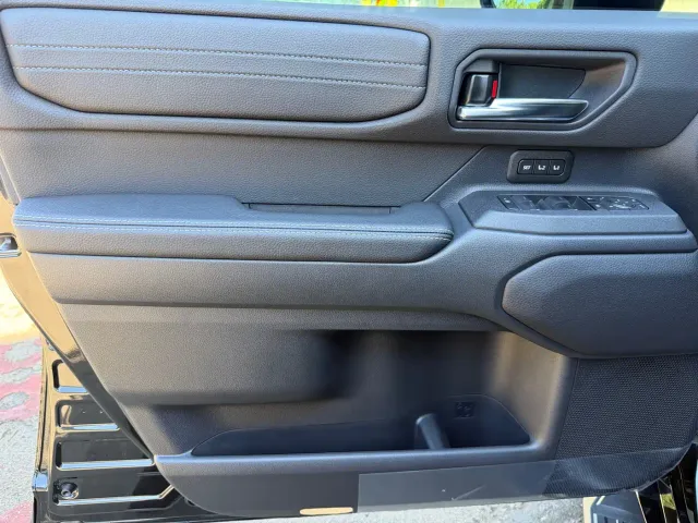 Toyota Prado — Фото автомобиля 9