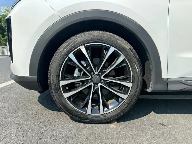 Jetour X70 Plus — Фото автомобиля 21