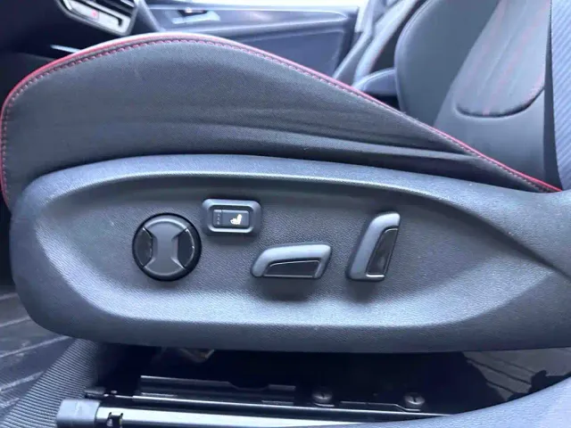 Volkswagen Lamando — Фото автомобиля 18