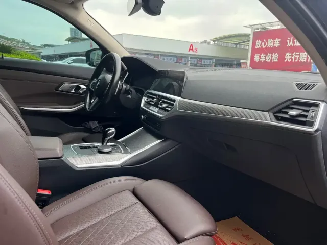 BMW 3 Series — Фото автомобиля 12
