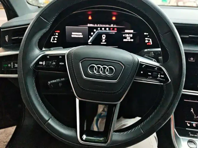 Audi A6L — Фото автомобиля 15