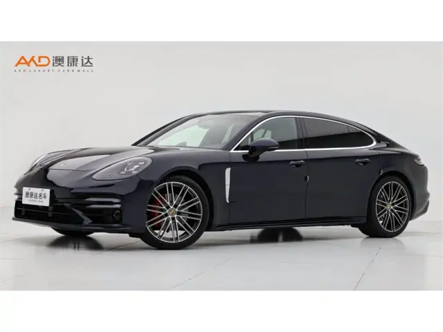 Фотография автомобиля — Porsche Panamera
