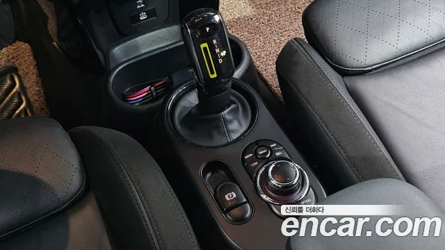 MINI Cooper Cooper Electric — Фото автомобиля 9