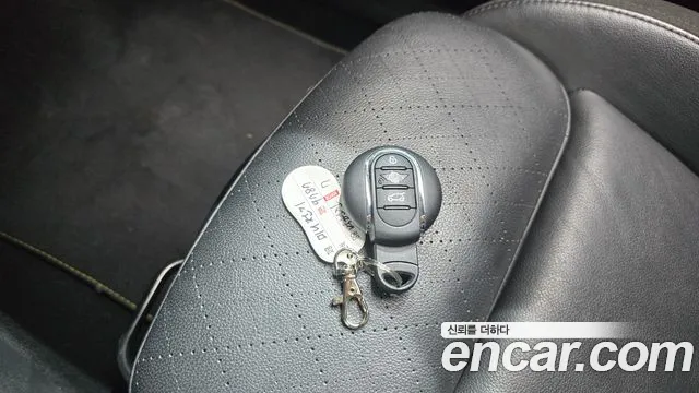 MINI Cooper Cooper Electric — Фото автомобиля 16