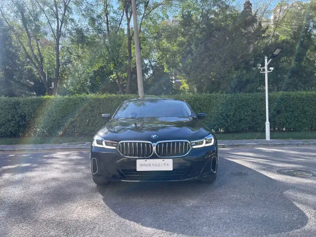 BMW 6 Series Gran Turismo — Фото автомобиля 2