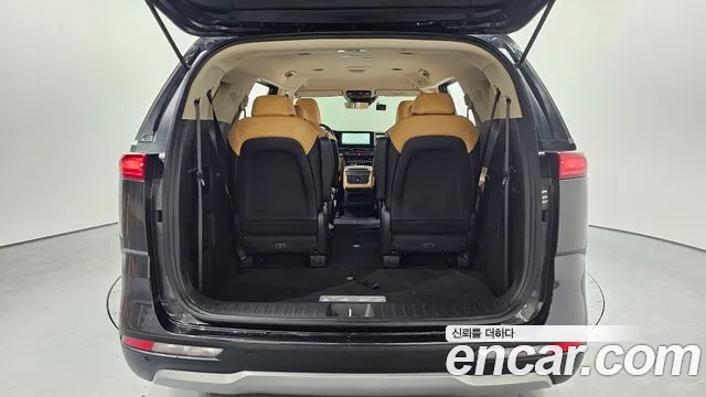 Kia Canival Carnival 4 поколение Бензин 9 мест Prestige — Фото автомобиля 8