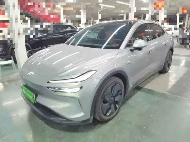 Фотография автомобиля — Onvo L60