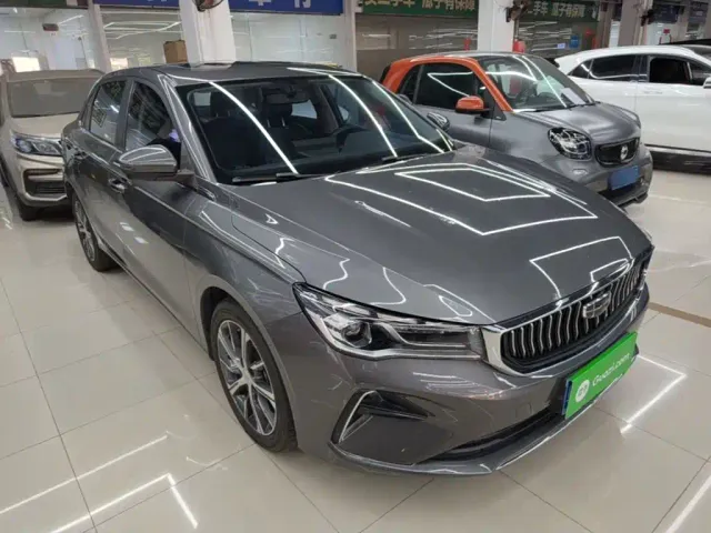 Geely Emgrand — Фото автомобиля 3