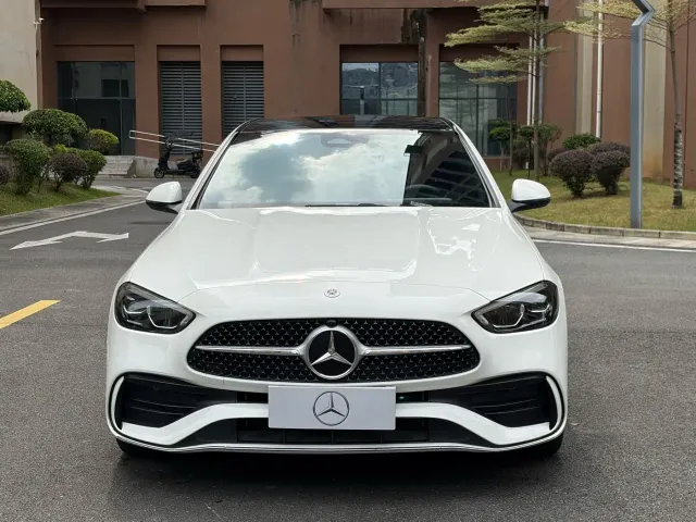 Mercedes-Benz C-Class — Фото автомобиля 2
