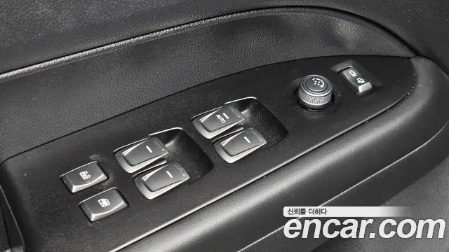 KG_Mobility_Ssangyong Rexton Новый Rexton Sport Дизель 2.2 4WD — Фото автомобиля 27