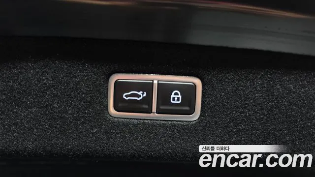 Genesis G90 — Фото автомобиля 14