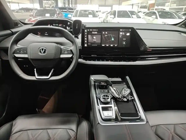 Changan CS55 Plus — Фото автомобиля 9