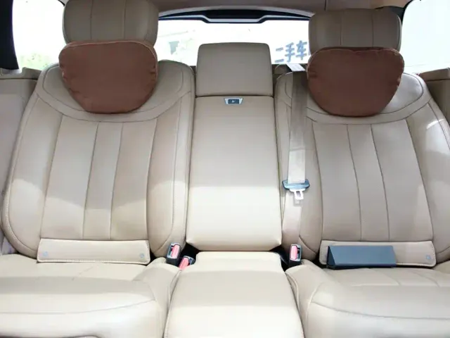 Land Rover Range Rover — Фото автомобиля 14
