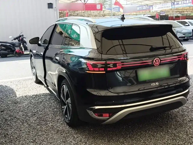 Volkswagen ID.6 Crozz — Фото автомобиля 4