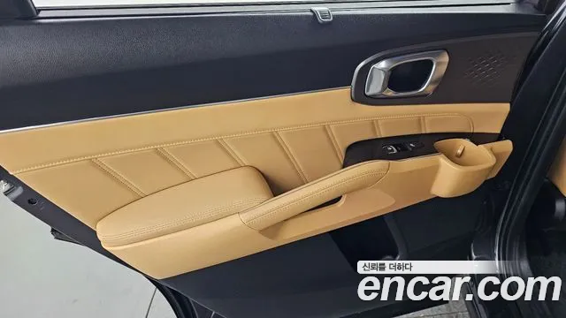 Kia Sorento Sorento 4-е поколение Дизель 2.2 2WD — Фото автомобиля 23