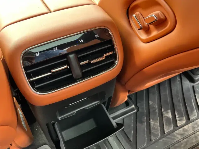 GAC Trumpchi Xiangwang S7 — Фото автомобиля 11