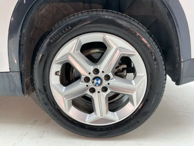BMW X1 — Фото автомобиля 19