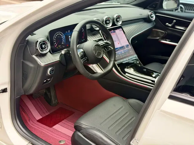 Mercedes-Benz C-Class — Фото автомобиля 11