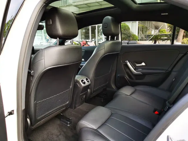Mercedes-Benz A-Class — Фото автомобиля 12