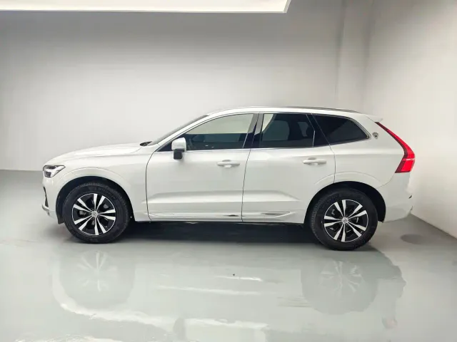 Volvo XC60 — Фото автомобиля 5