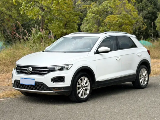 Фотография автомобиля — Volkswagen T-Roc