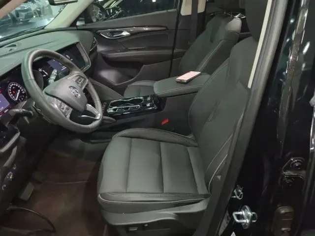 Buick Envision Plus — Фото автомобиля 14