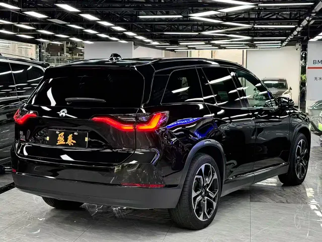Nio ES8 — Фото автомобиля 7