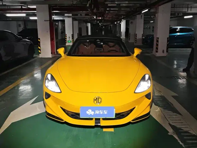 MG MG Cyberster 2024 520km Legend AWD Red Canopy Edition — Фото автомобиля 2