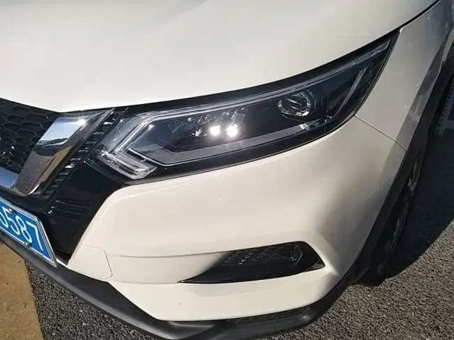 Nissan Qashqai — Фото автомобиля 23