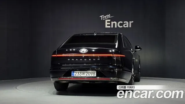 Hyundai Grandeur GN7 — Фото автомобиля 4