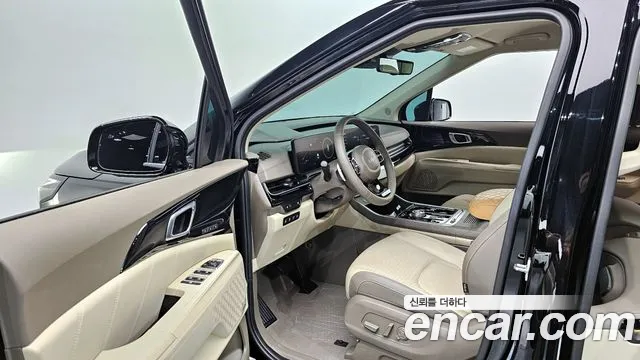 Kia Canival Новый Carnival 4 поколение Бензин 4 места Hi-Limousine — Фото автомобиля 10