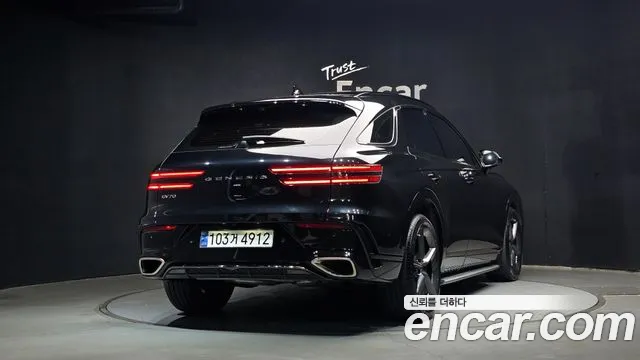 Genesis GV70 — Фото автомобиля 2
