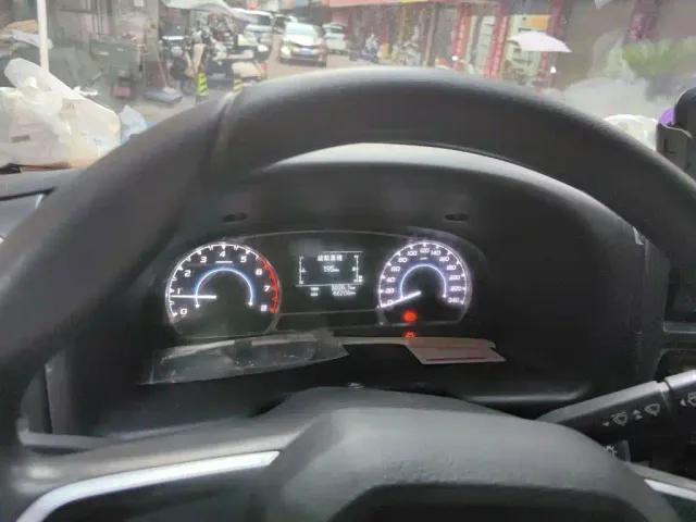JMC Tesun — Фото автомобиля 3