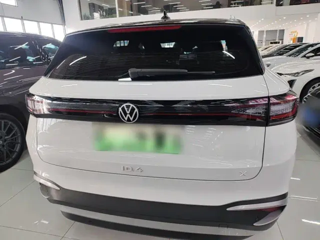 Volkswagen ID.4 X — Фото автомобиля 5