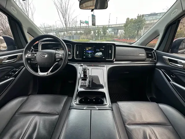 GAC Trumpchi M8 — Фото автомобиля 8