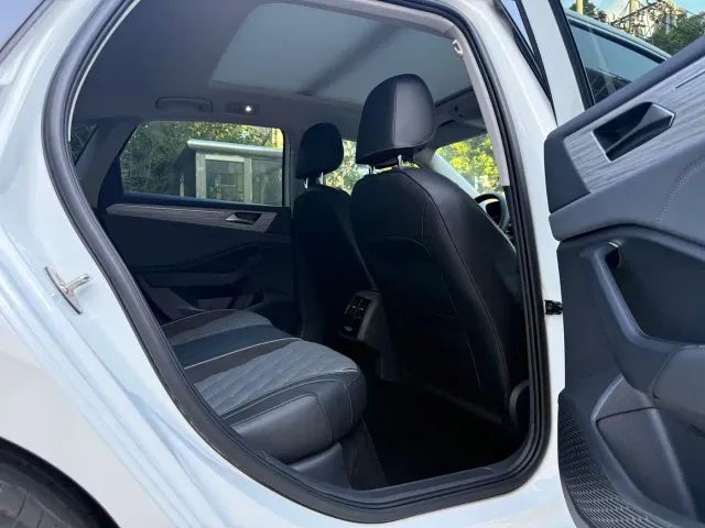 Volkswagen Sagitar — Фото автомобиля 17