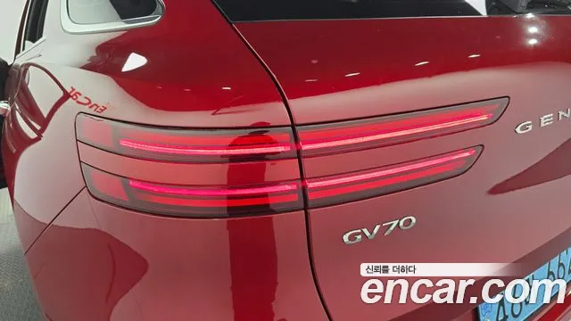 Genesis GV70 Electrified GV70 — Фото автомобиля 23