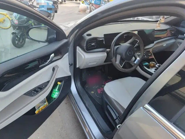 BYD Qin PLUS — Фото автомобиля 13