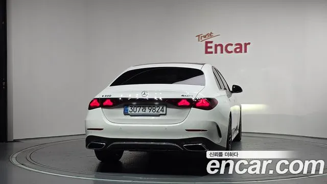 Mercedes-Benz E-Class E-класс W214 — Фото автомобиля 3