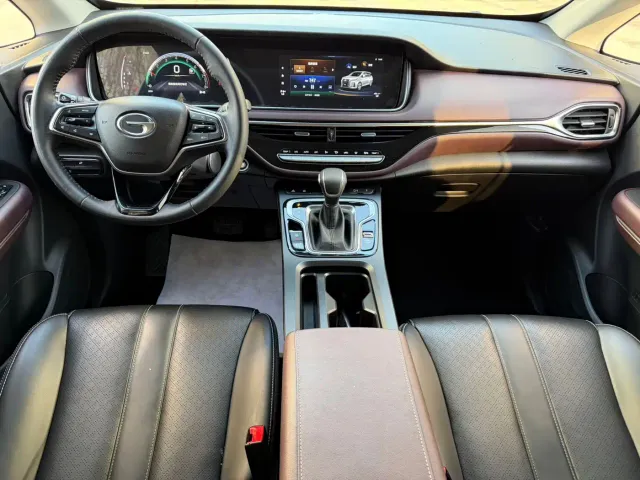 GAC Trumpchi M6 — Фото автомобиля 11