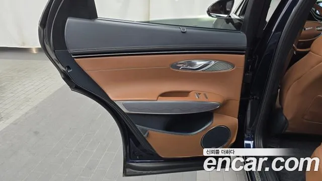 Genesis GV70 2.5T Бензин AWD — Фото автомобиля 22