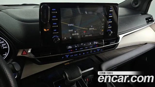 Toyota Sienna — Фото автомобиля 14