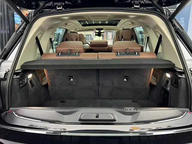 BMW X7 — Фото автомобиля 14